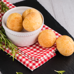 pão de queijo